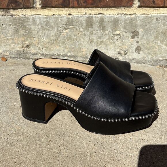 Gianni Bini 8M Black Leather Studded Platform Slide Heels Vintage Y2K Chic - Picture 1 of 7